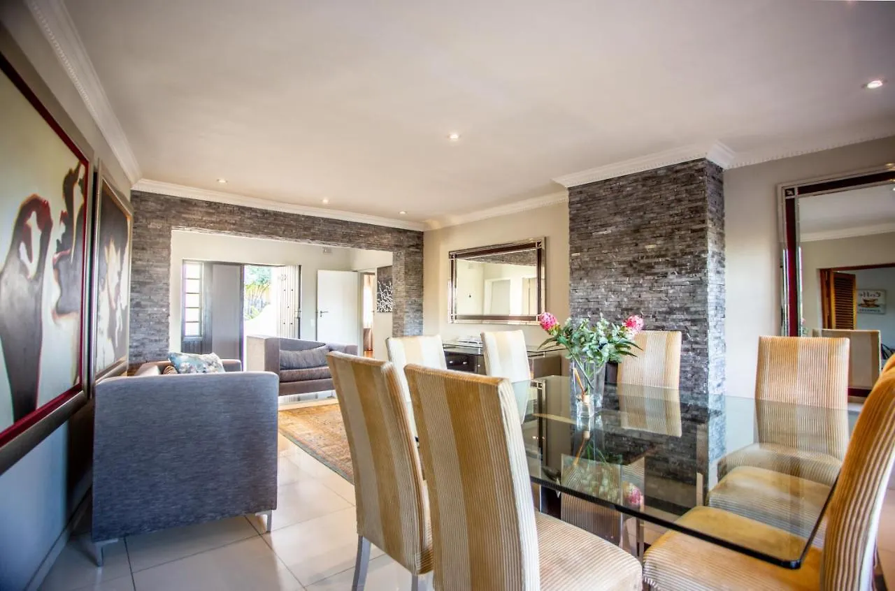 Holiday home Villa Luisa: Sun-Filled Hidden Gem With Pool. Cape Town South Africa